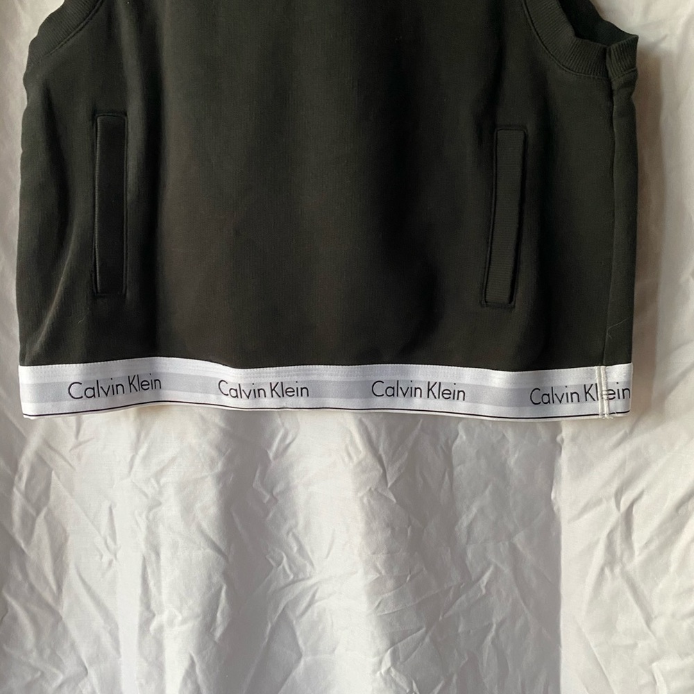 Calvin Klein Top - Picture 2 of 3